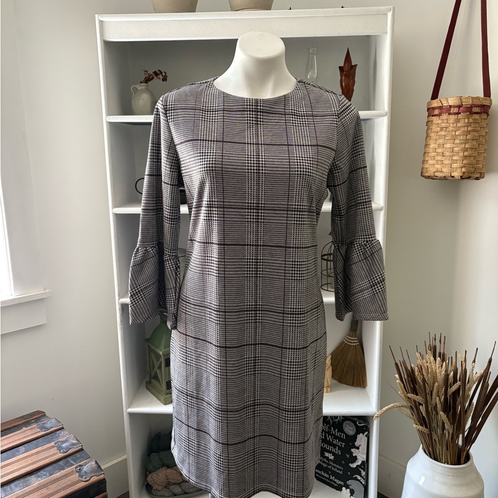 beachlunchlounge Gray Plaid Long Sleeve Dress